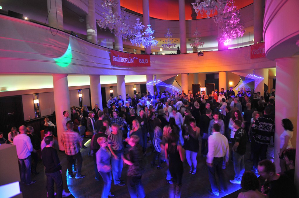Alberts berlin single party